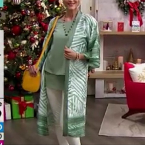 NWT Sassy Jones Multi Color Print Wrap. Brn, Cream Aztec Animal. Coverup… - Picture 9 of 10